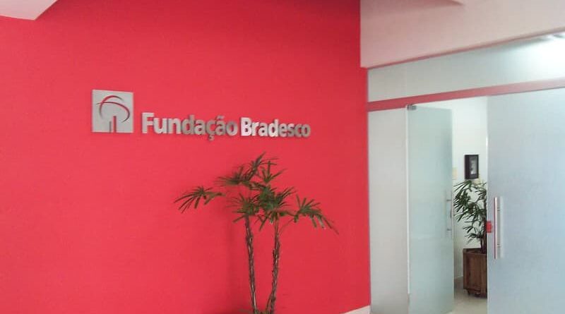 fundacao-bradesco-contrata-orientador-pedagogico-educacional-em-cuiaba