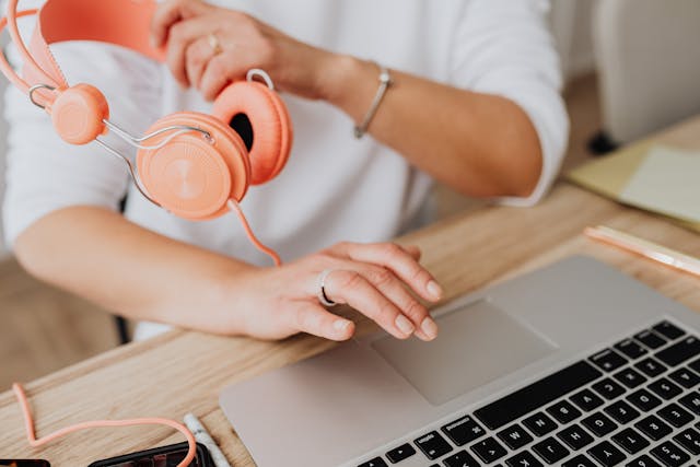 inpi-seleciona-dois-bolsistas-e-paga-r-6-mil