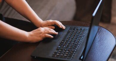 unicesumar-seleciona-tutor-de-avaliacao-administracao-para-trabalho-online