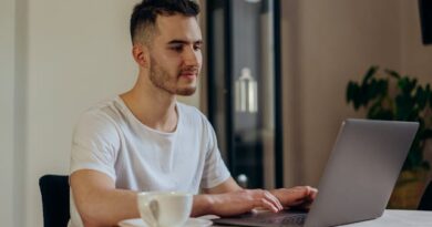 ifs-seleciona-assistentes-pedagogicos-uab