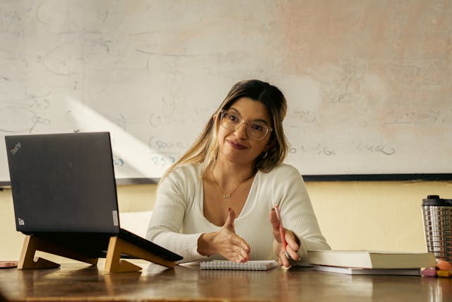 fadema-seleciona-instrutores-para-diversos-cursos