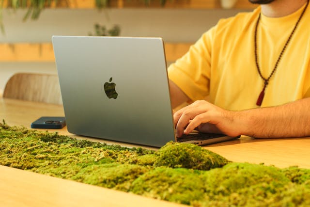 ifsuldeminas-seleciona-tutores-para-cursos-online