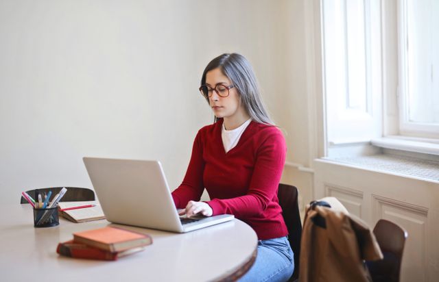 ufes-abre-5-vagas-para-mediador-pedagogico-de-curso-de-especializacao