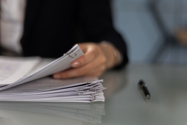 uel-abre-vaga-de-tutor-administrativo-de-curso-uab